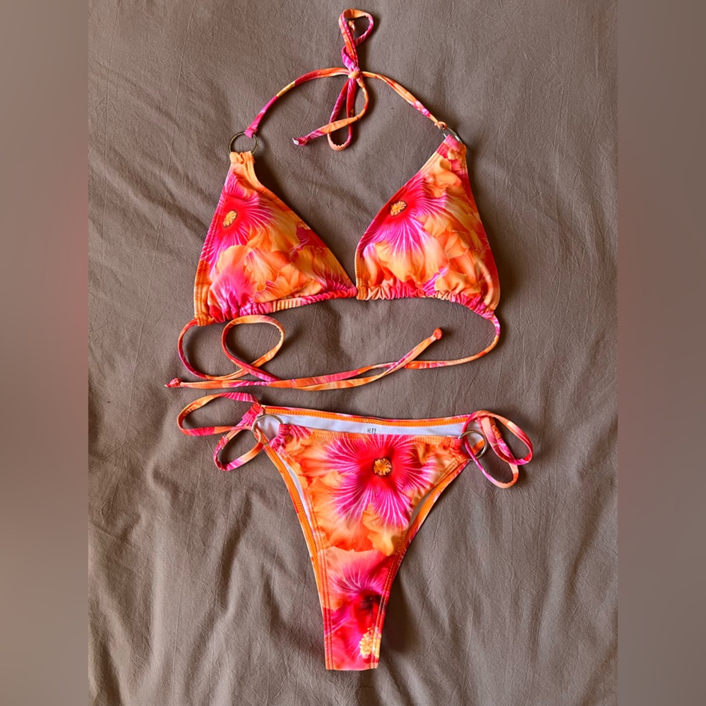 Posen Vibrant Floral Bikini Set